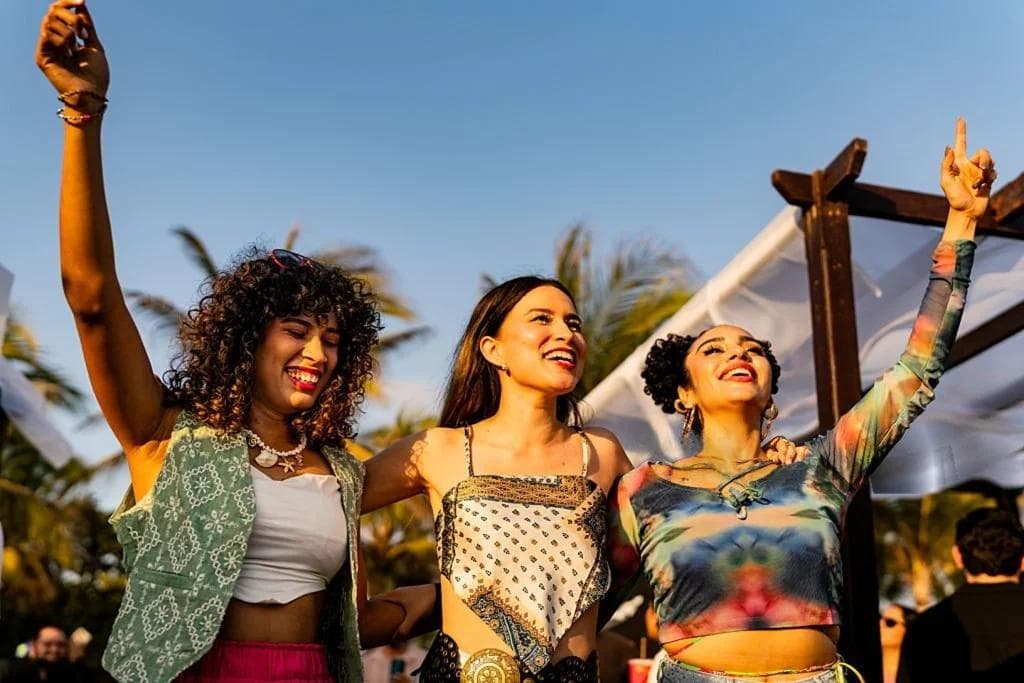 Concert Outfit Ideas That Stand Out: The Ultimate Seasonal & Genre Style Guide